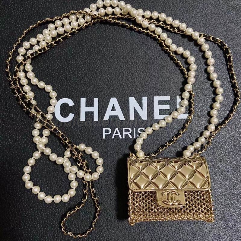 Chanel Necklaces 182